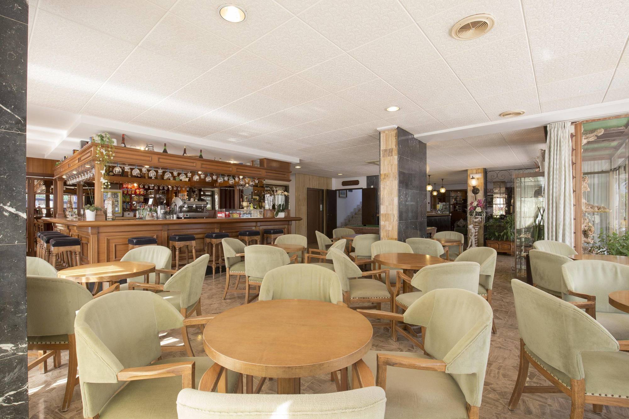 Sultán Hotel 2*